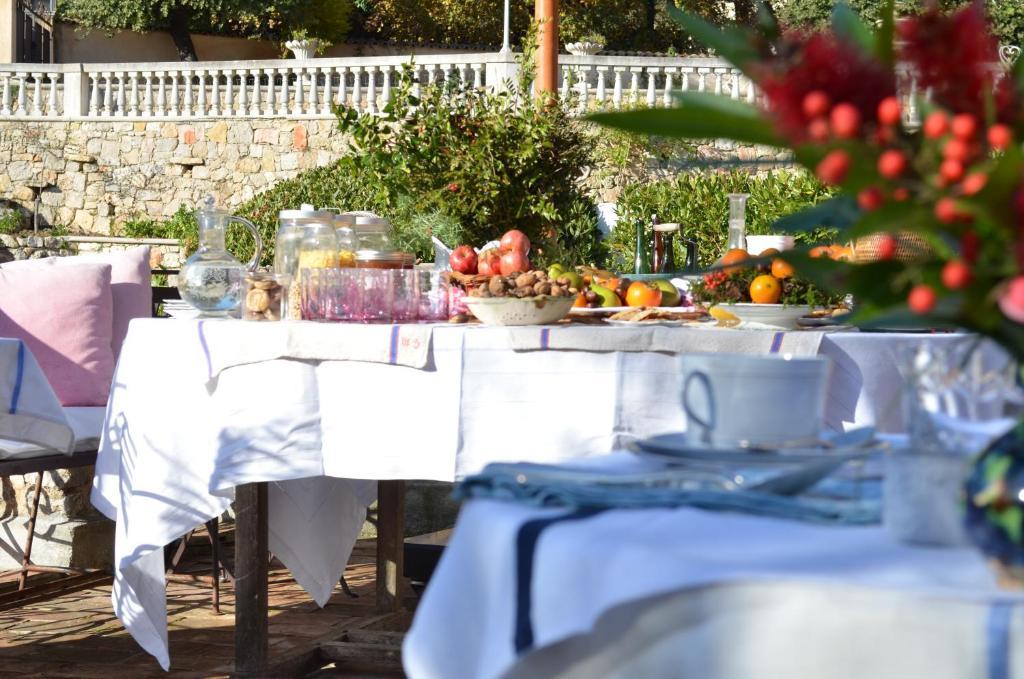 Les Rosees Mougins Bagian luar foto