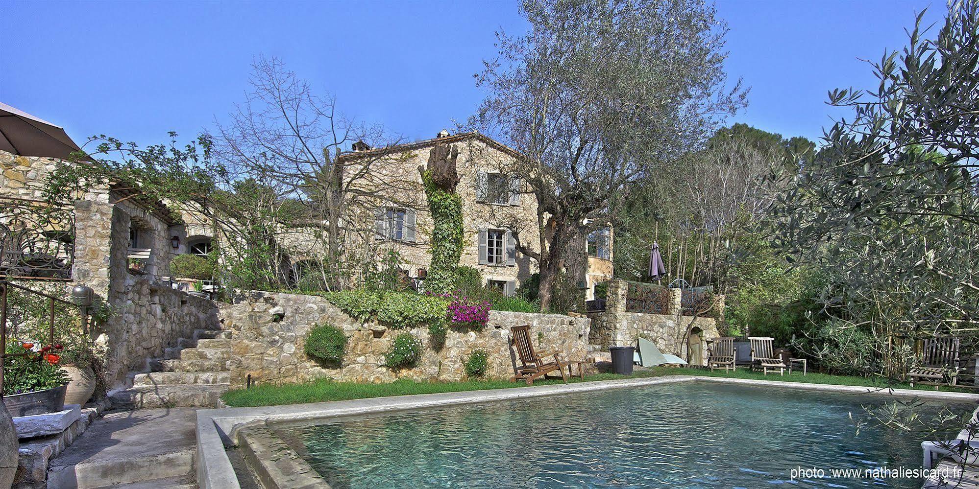 Les Rosees Mougins Bagian luar foto